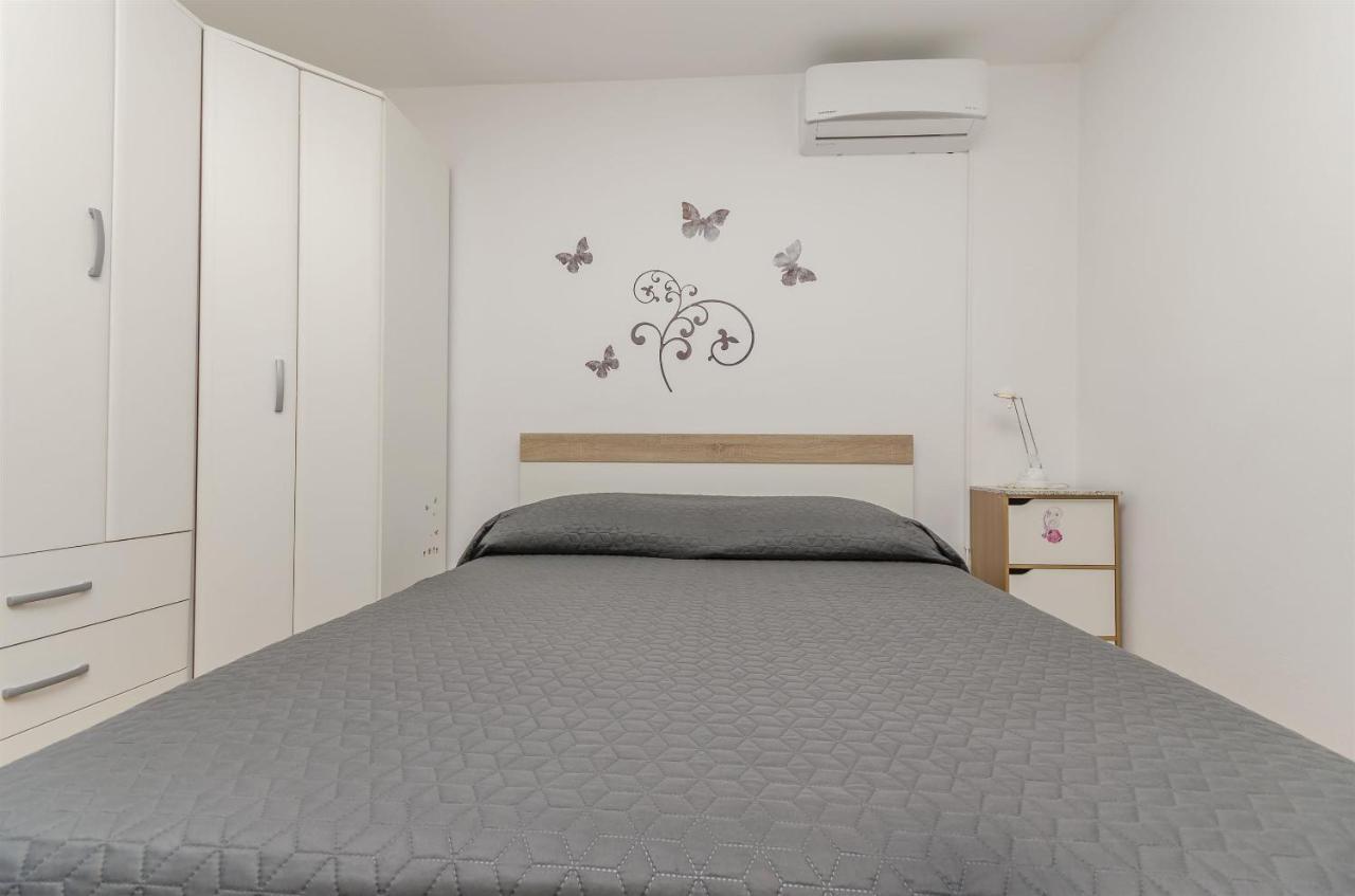 Apartments Anita Summer Водице Экстерьер фото