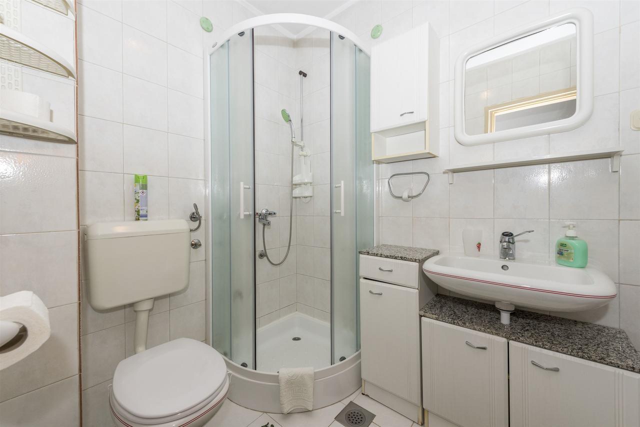 Apartments Anita Summer Водице Экстерьер фото